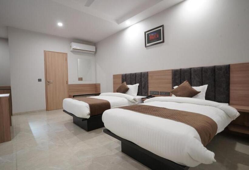 فندق Krishna Inn