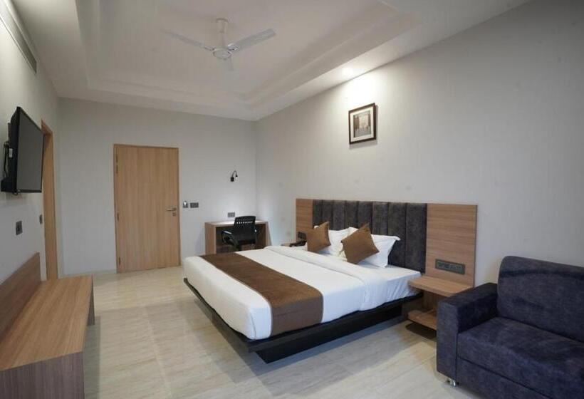 فندق Krishna Inn