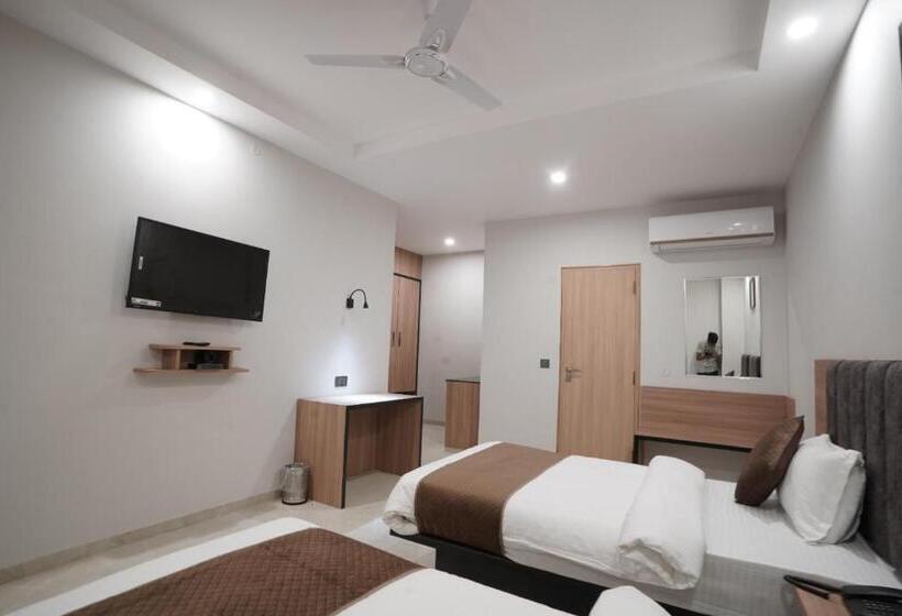 فندق Krishna Inn