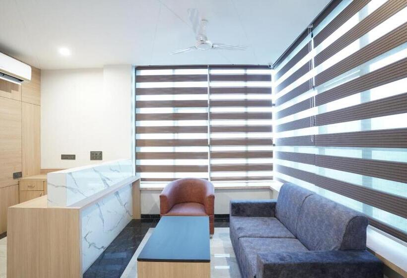 فندق Krishna Inn