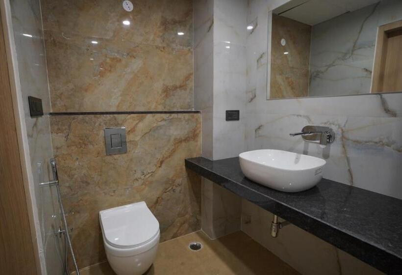 فندق Krishna Inn