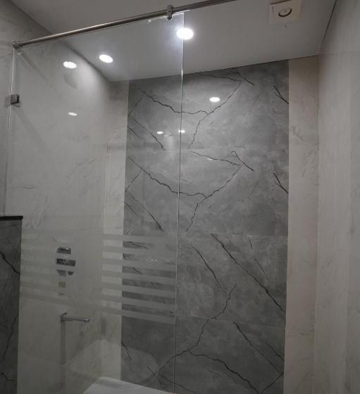 فندق Krishna Inn