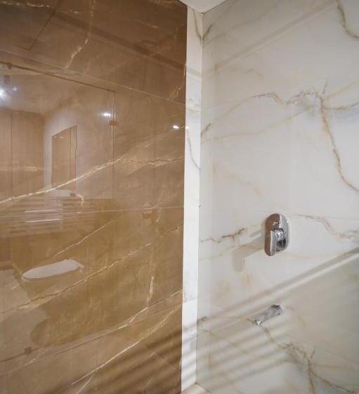 فندق Krishna Inn