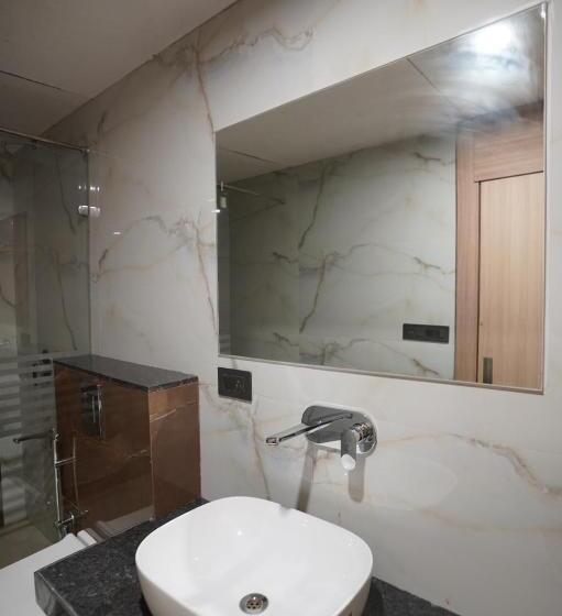 فندق Krishna Inn