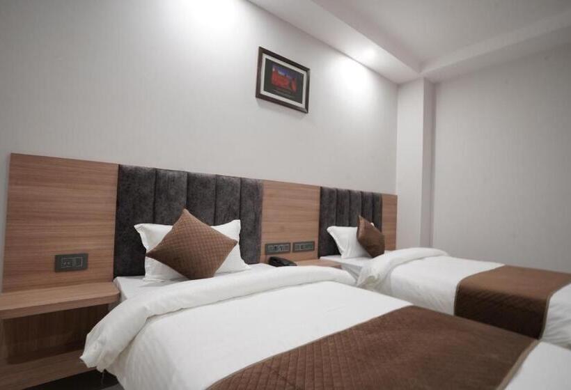 فندق Krishna Inn