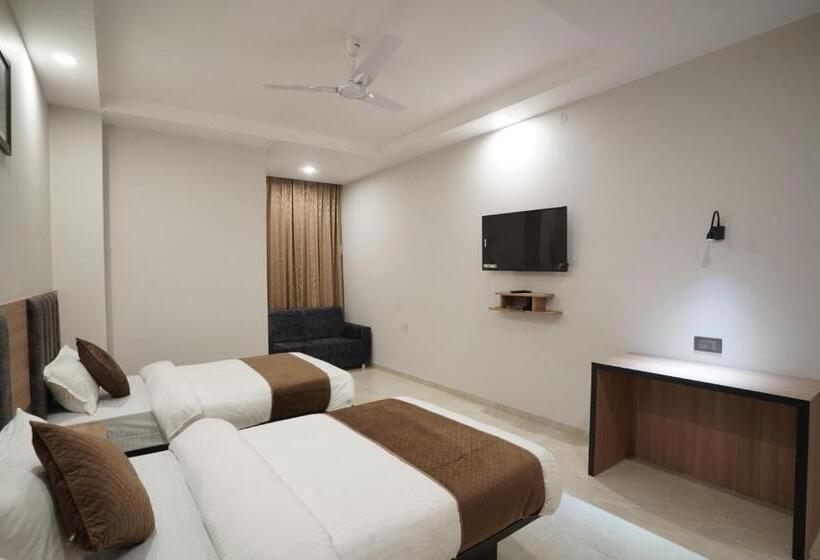 فندق Krishna Inn