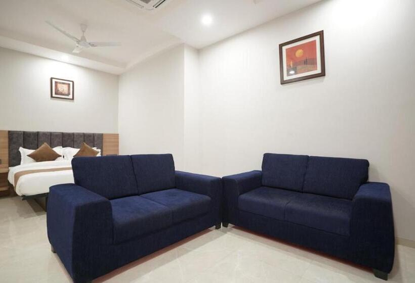 فندق Krishna Inn