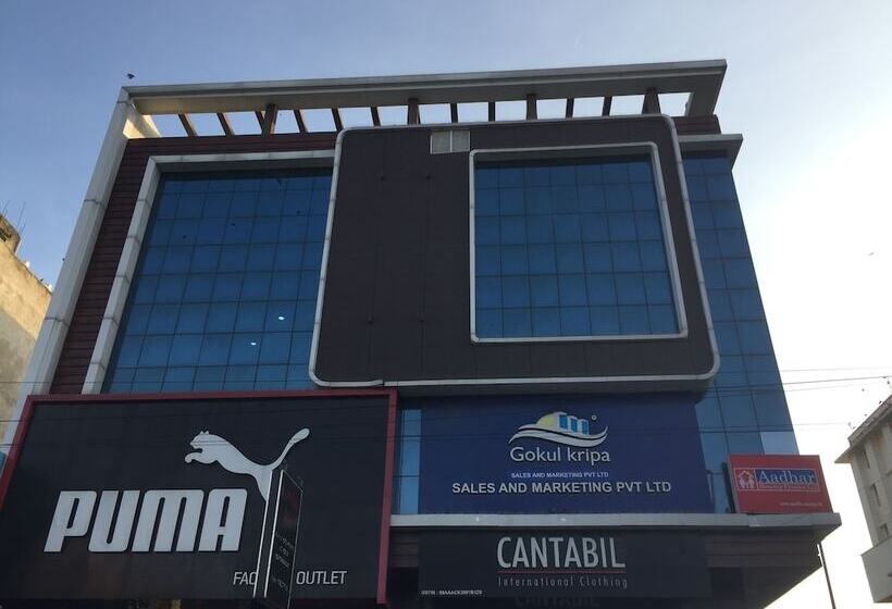 فندق Krishna Inn