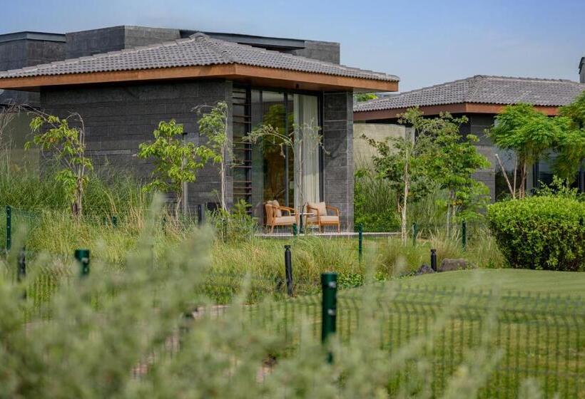 Hotel Mysa Zinc Journey By The Fern, Nani Devati