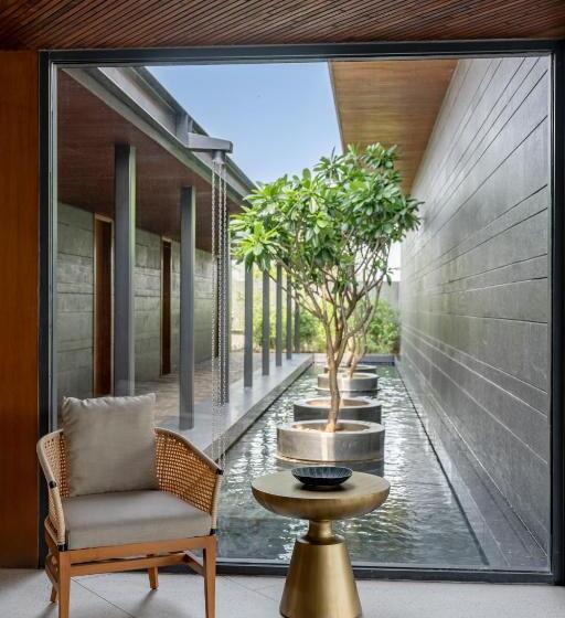 Hotell Mysa Zinc Journey By The Fern, Nani Devati