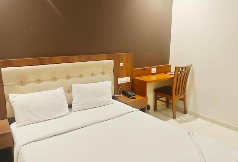 בית מלון כפרי Shubham