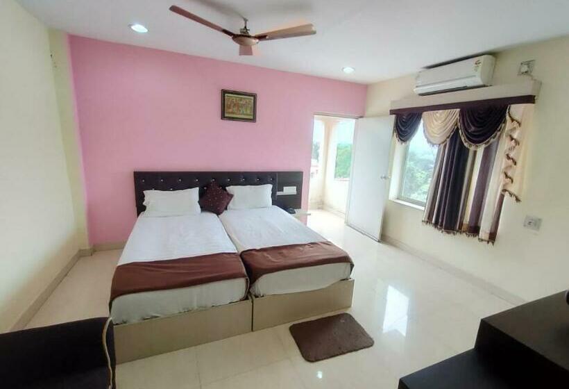 هتل Staymaker Reliance O Tel