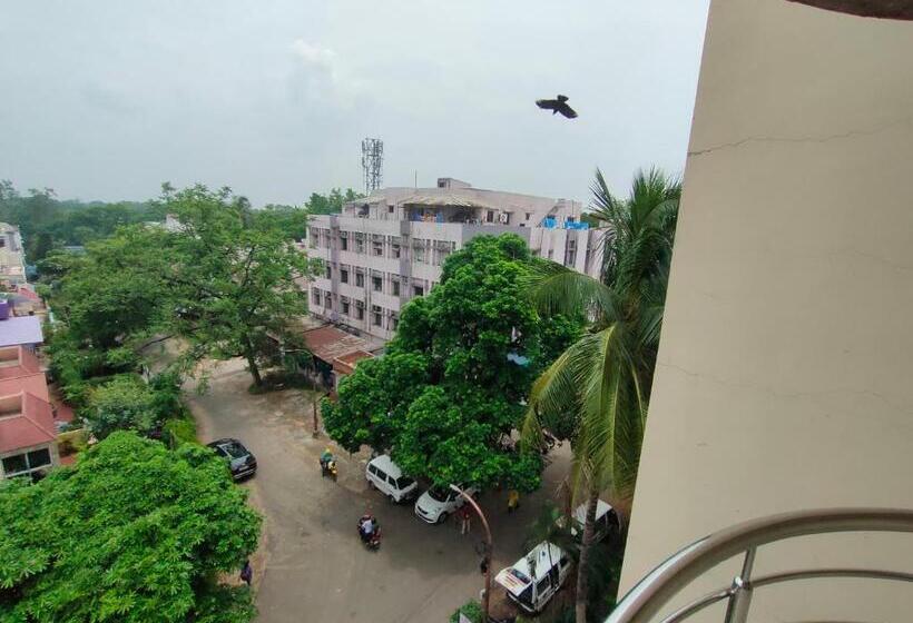 هتل Staymaker Reliance O Tel