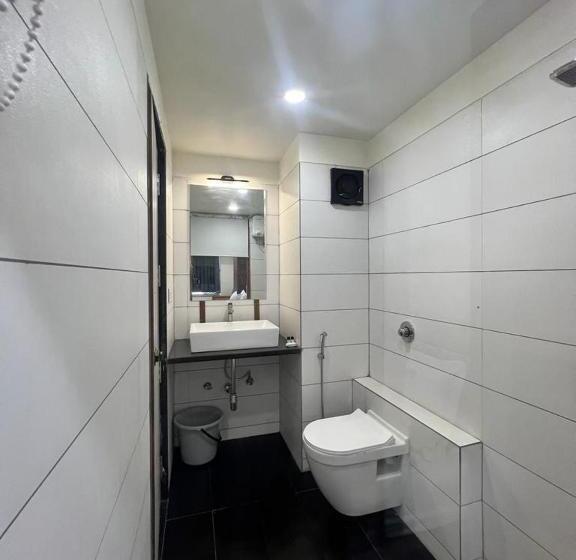 Fabhotel The Nashik Inn   Nr Vijay Mamta Theatre, Nashik Road