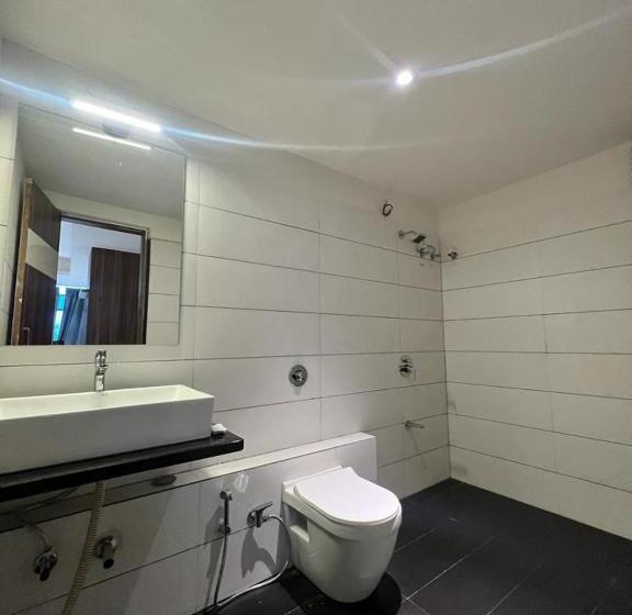 Fabhotel The Nashik Inn   Nr Vijay Mamta Theatre, Nashik Road