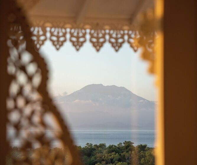 Mambo Hill Resort
