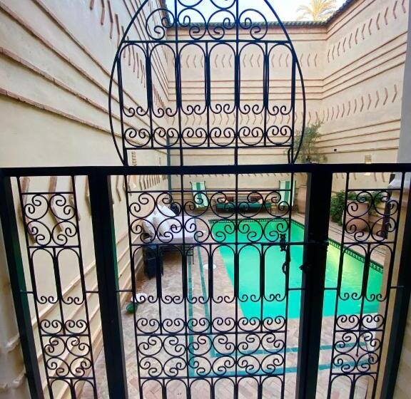 پانسیون Dar El Hana