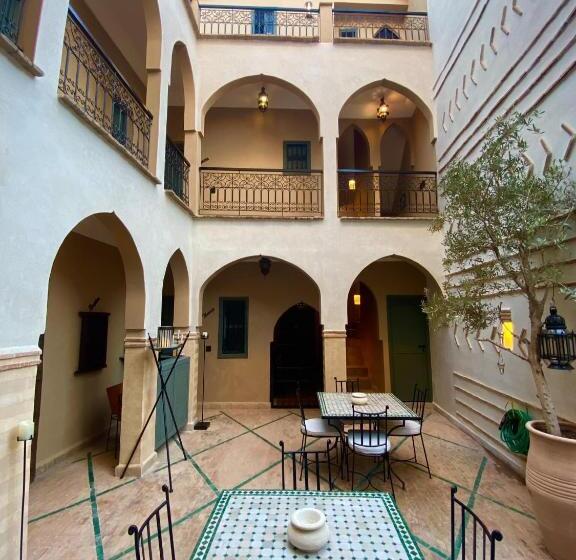 پانسیون Dar El Hana