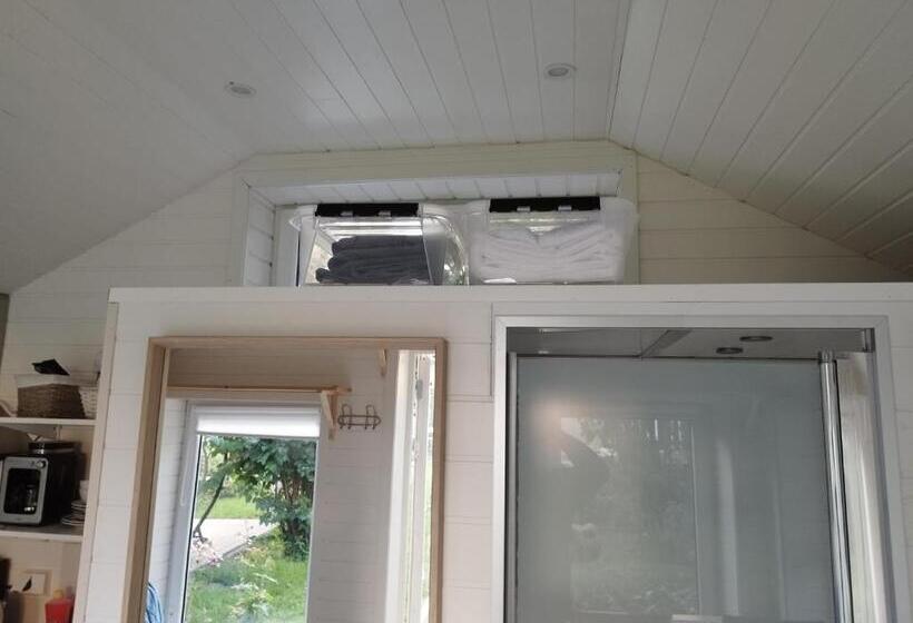 Пансион Guest House In The Garden