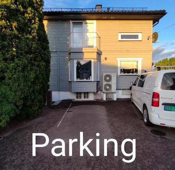 Пансион Guest House In The Garden