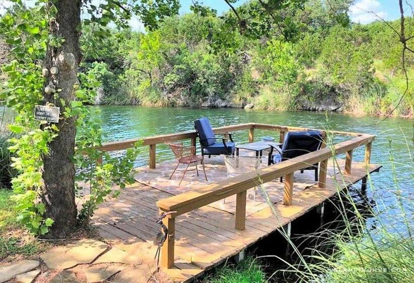 ペンション Rockin  B Ranch Bluff House