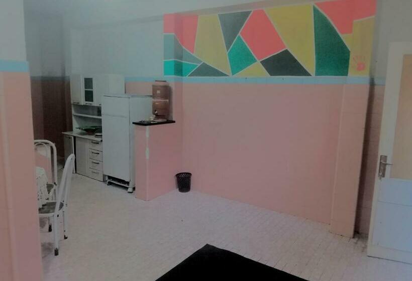 ユースホステル Quarto F2