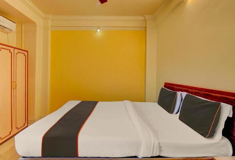 Collection O Hotel Madhuban Resort