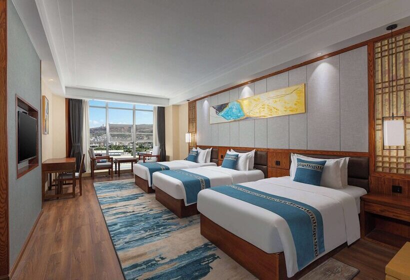 Days Hotel By Wyndham Dali High Speed Railway Station