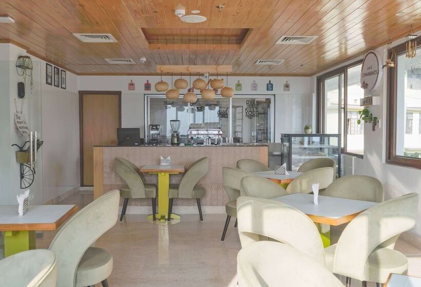 Отель Days Inn By Wyndham Gangtok Tadong