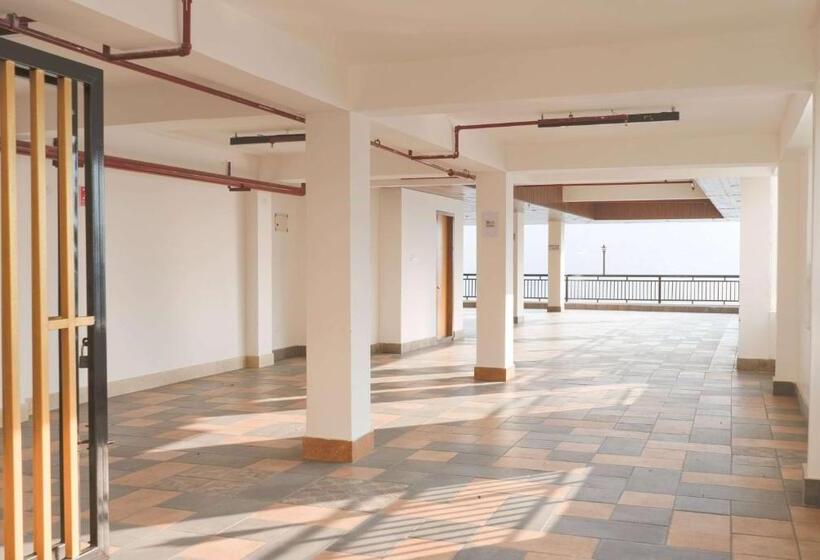 Отель Days Inn By Wyndham Gangtok Tadong