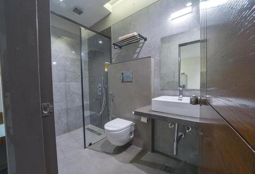 בית מלון כפרי Devgiri Inn And Restaurant