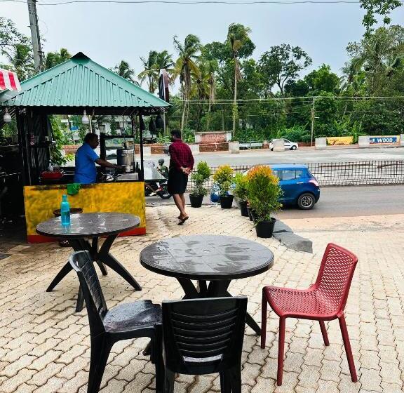 فندق Tcs Rooms Ezhilode Payyanur