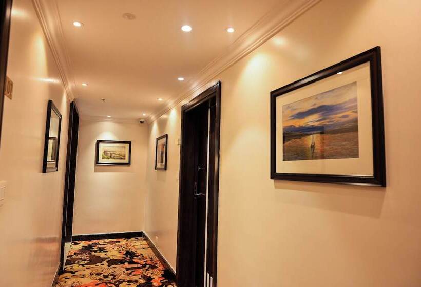 בית מלון כפרי Golden Riviera