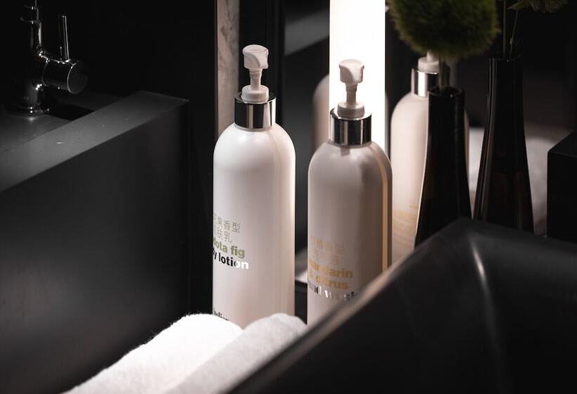 ホテル Kimpton Qiantan Shanghai, An Ihg