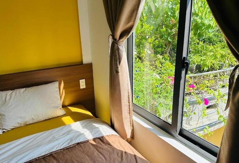 Отель Na Hostel Hue