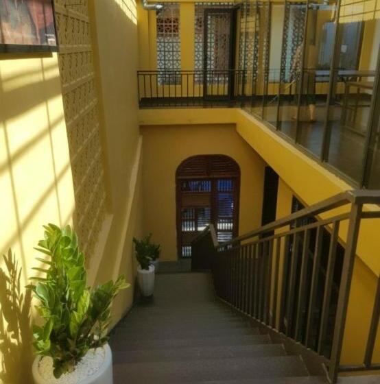 Отель Na Hostel Hue