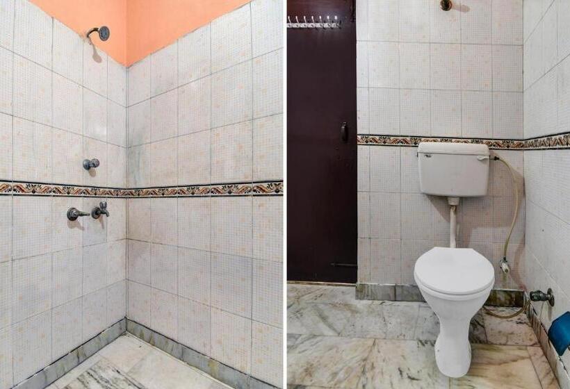 ホテル Oyo Flagship Galaxy Guest House