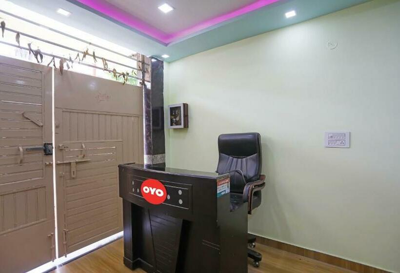 Hotel Oyo Flagship Jagrati Banquet And Rooms