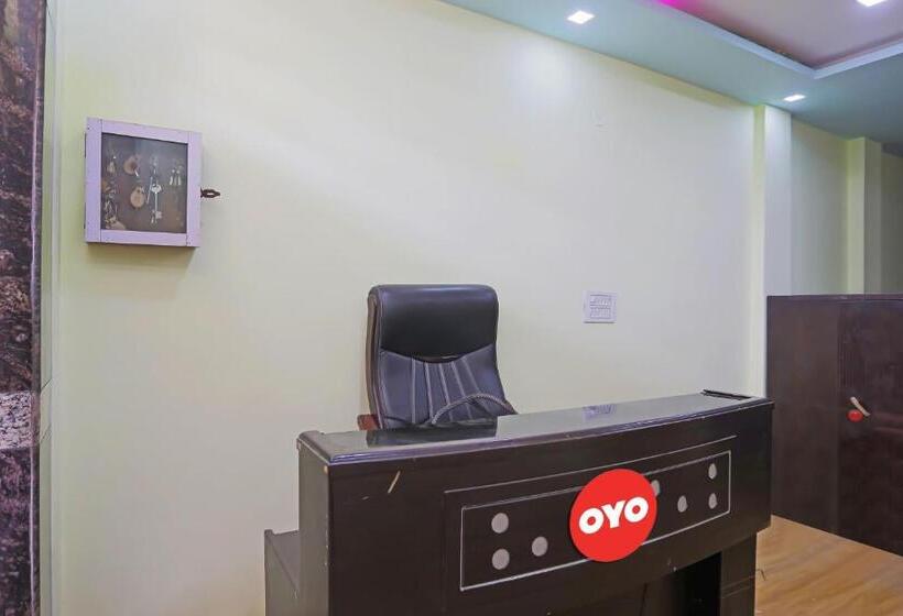 Hotel Oyo Flagship Jagrati Banquet And Rooms