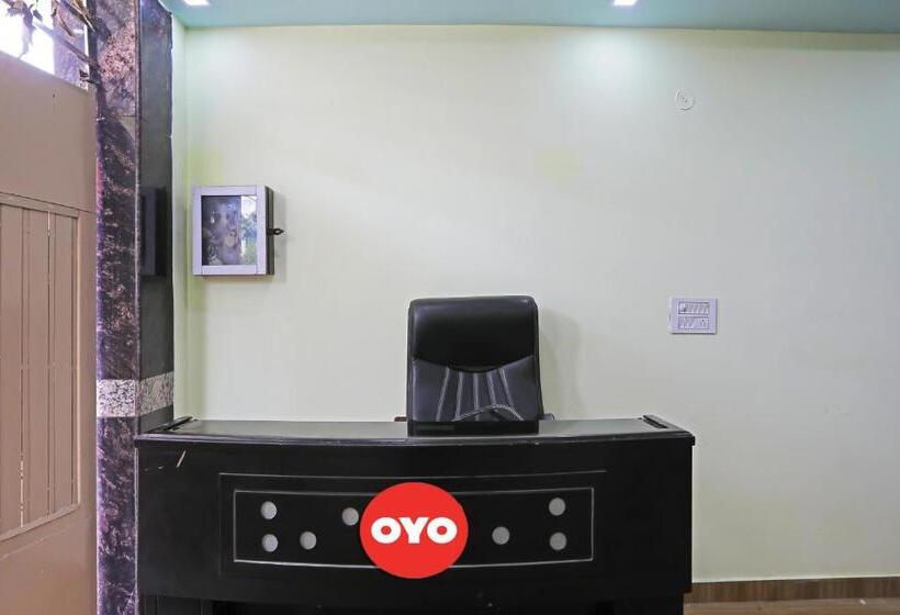 Hotel Oyo Flagship Jagrati Banquet And Rooms