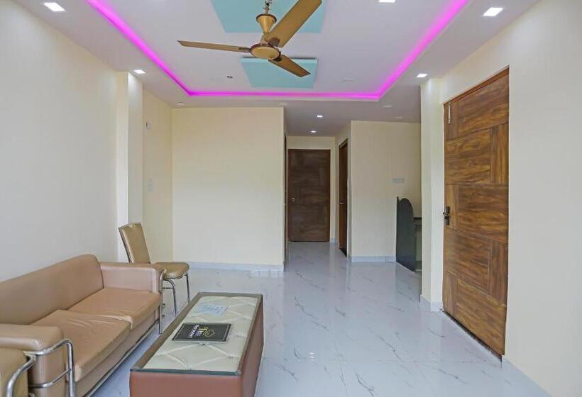 Hotel Oyo Flagship Jagrati Banquet And Rooms