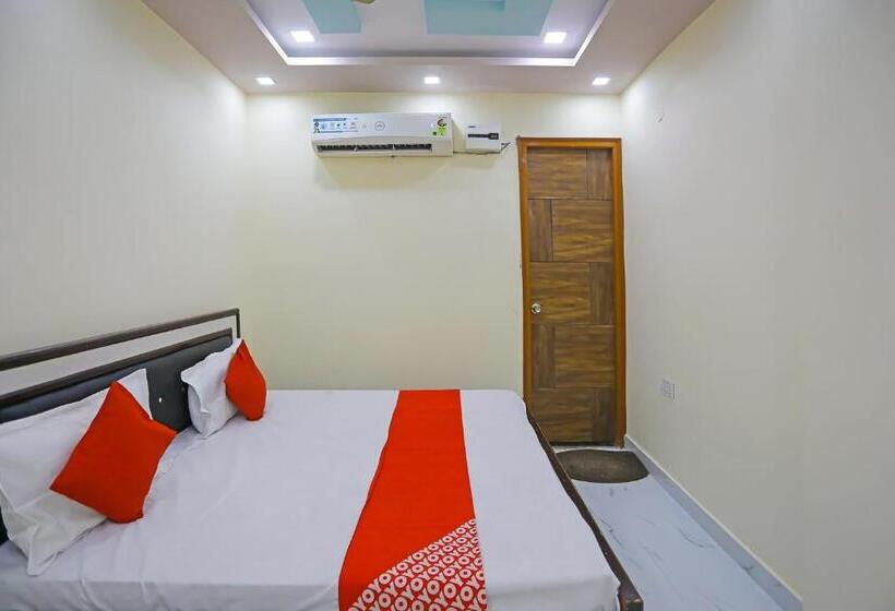 Hotel Oyo Flagship Jagrati Banquet And Rooms