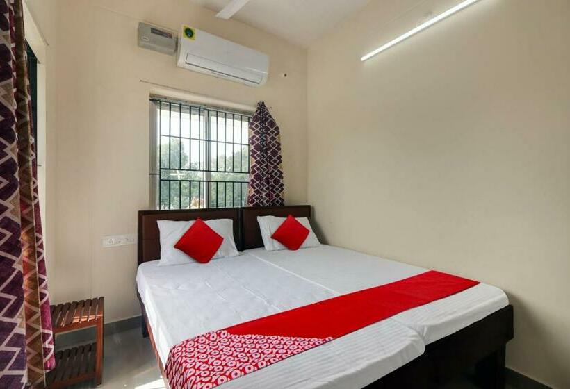 ホテル Oyo Flagship Peacock Inn