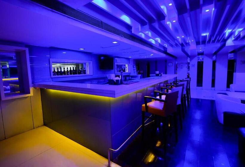 فندق Premier Tamanna