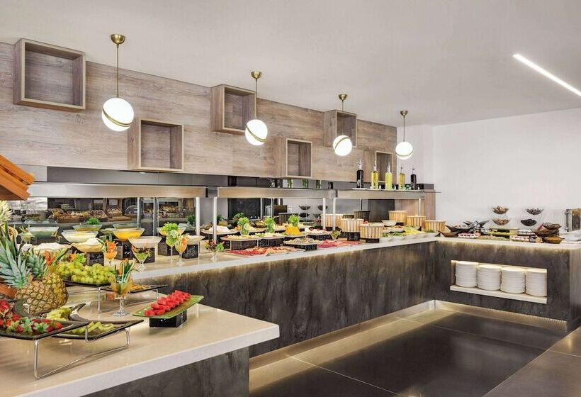 酒店 Ramada Plaza By Wyndham Batman