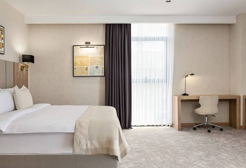 酒店 Ramada Plaza By Wyndham Batman