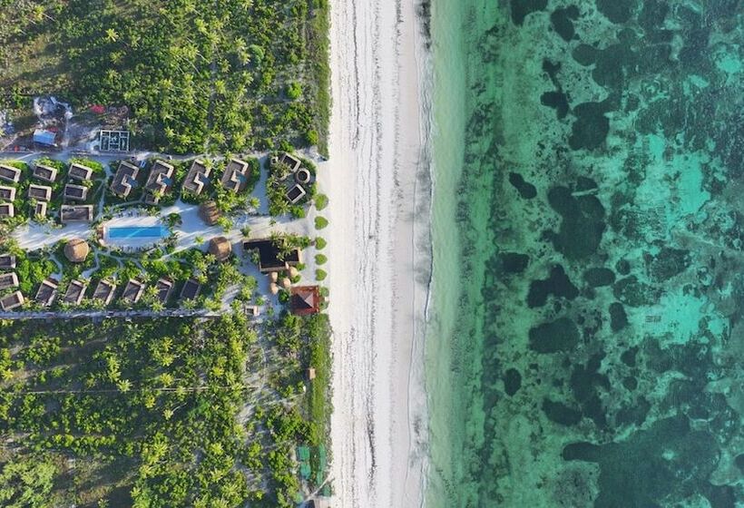 בית מלון כפרי Sensations Eco Chic