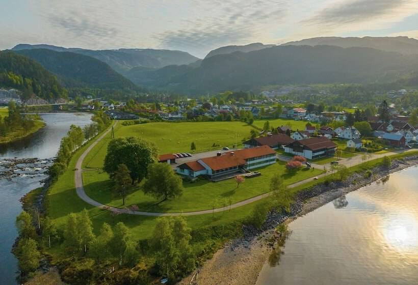 Sirdalsvatnet Hotel In Sirdal