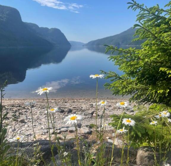 Sirdalsvatnet Hotel In Sirdal