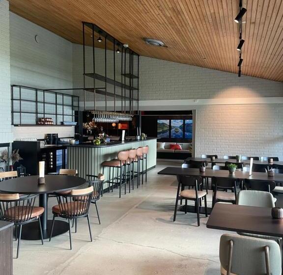 Sirdalsvatnet Hotel In Sirdal